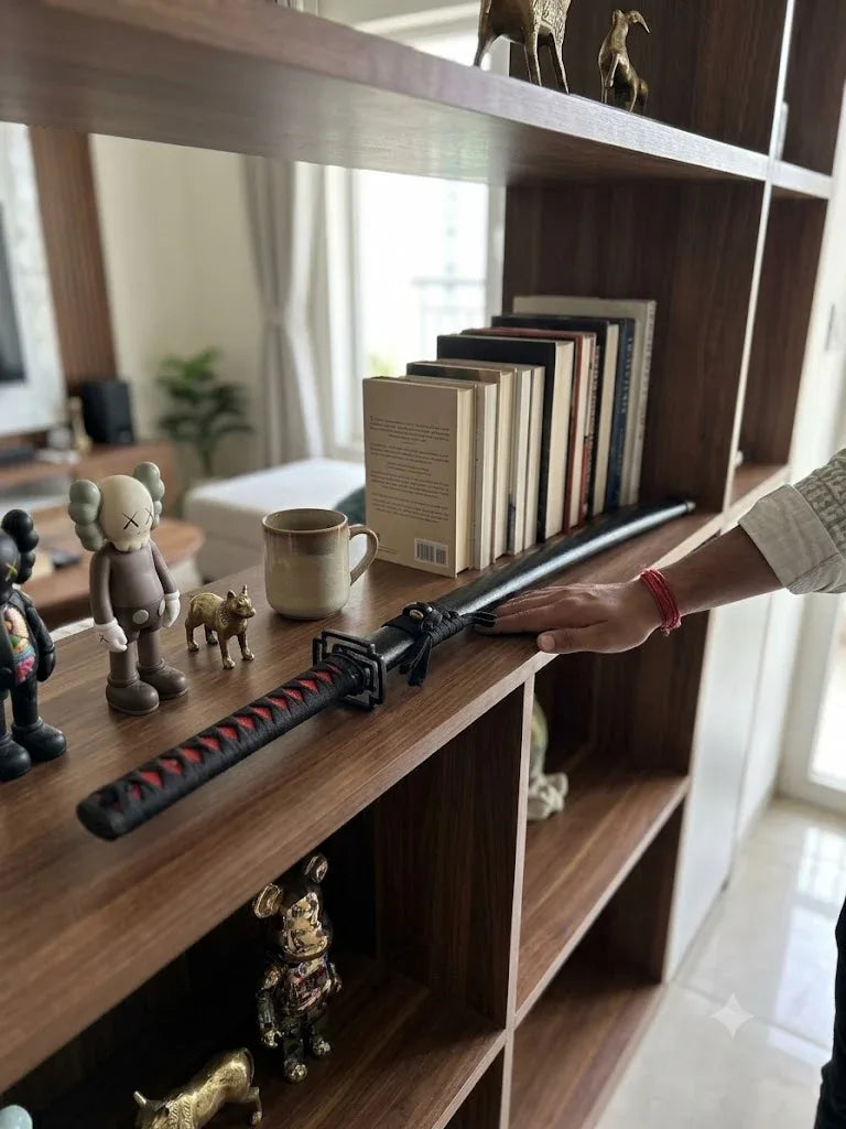 Cravzy Display Katana with Stand